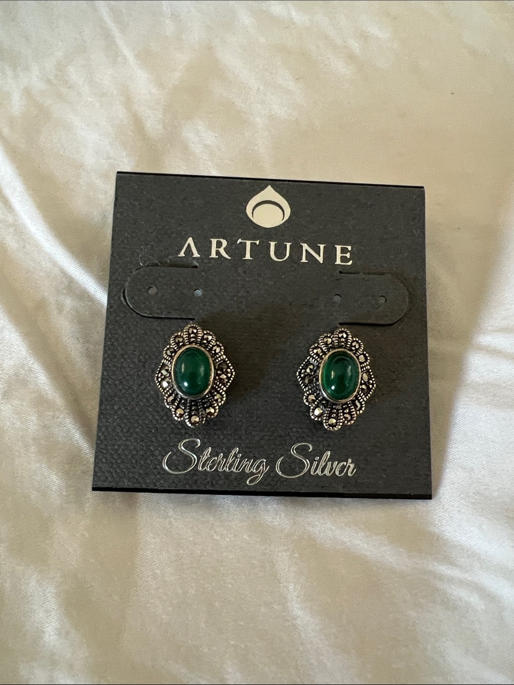 Sterling Silver Marcasite Green Agate Oval Stone Earrings - Picture 3 of 3